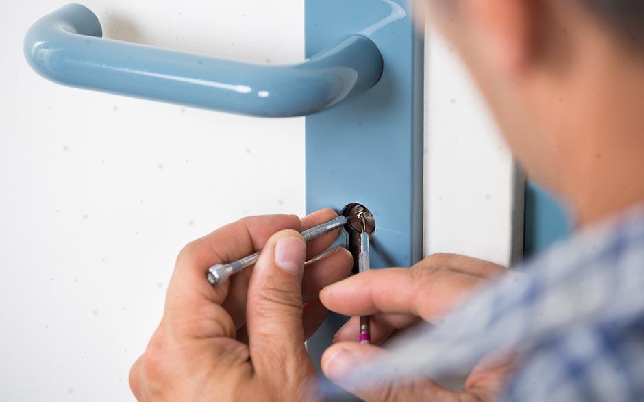 serrurier tarif changement serrure Saint-Arnoult-en-Yvelines